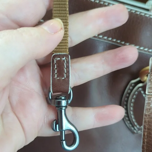 NWT Dooney & Bourke Chestnut Florentine Leather Shopper Bag with Zip Clos… - Picture 12 of 16